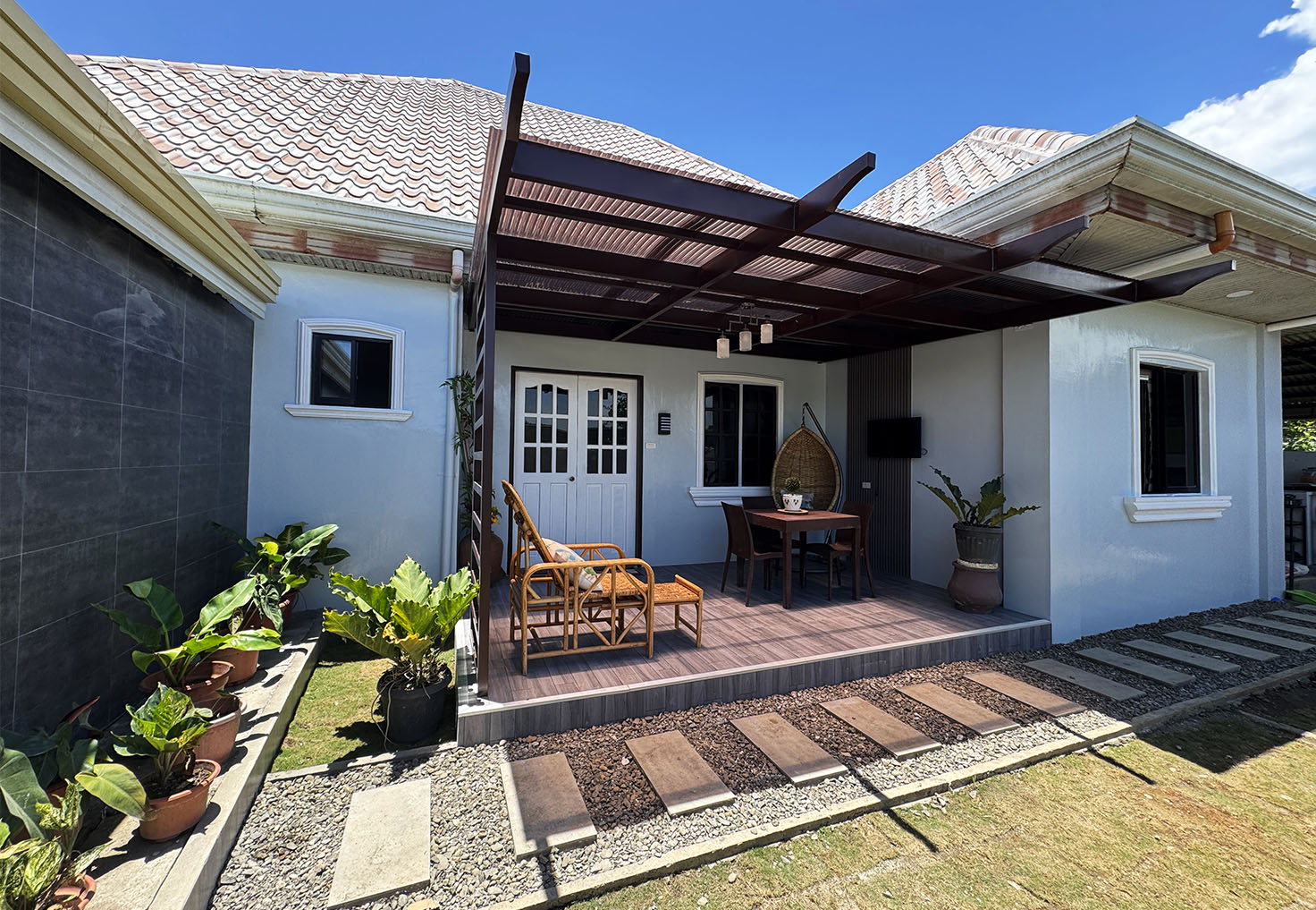 Lanai Ideas: Turning Our Backyard Into a Cozy Spot