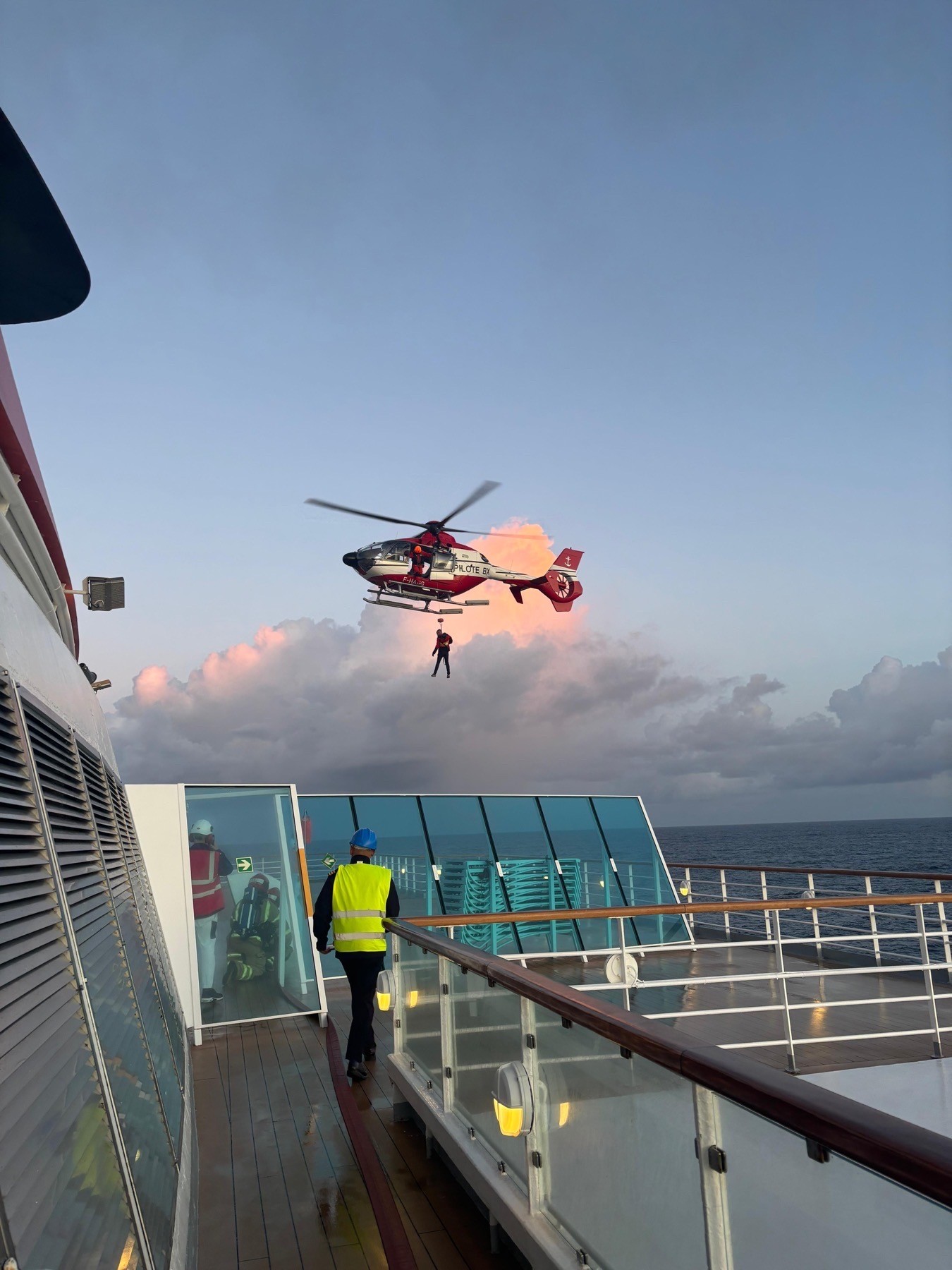Another Helicopter Pilot Boarding in Bordeaux