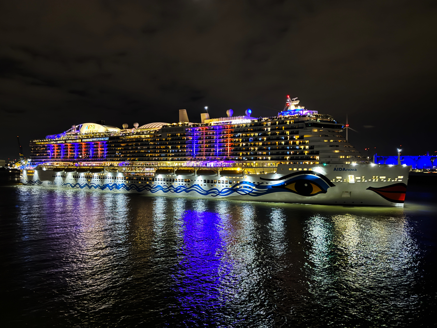 AIDAnova Cruise Ship Passing Altona